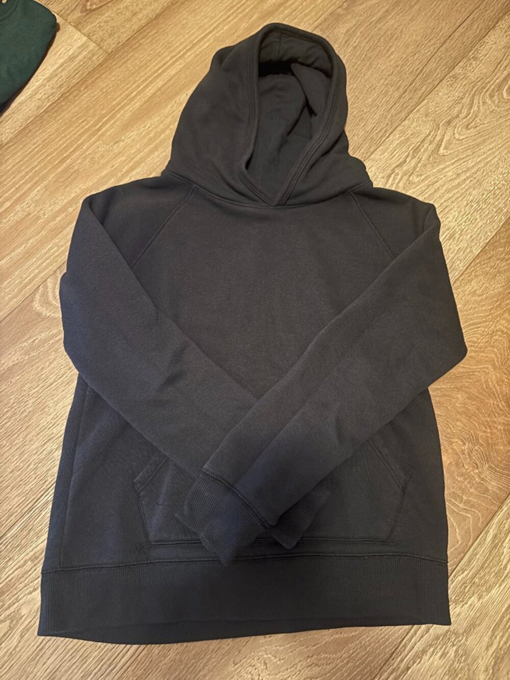 Amazon Essentials Kids Black Pullover Hoodie | XL (12) | Fleece Lined